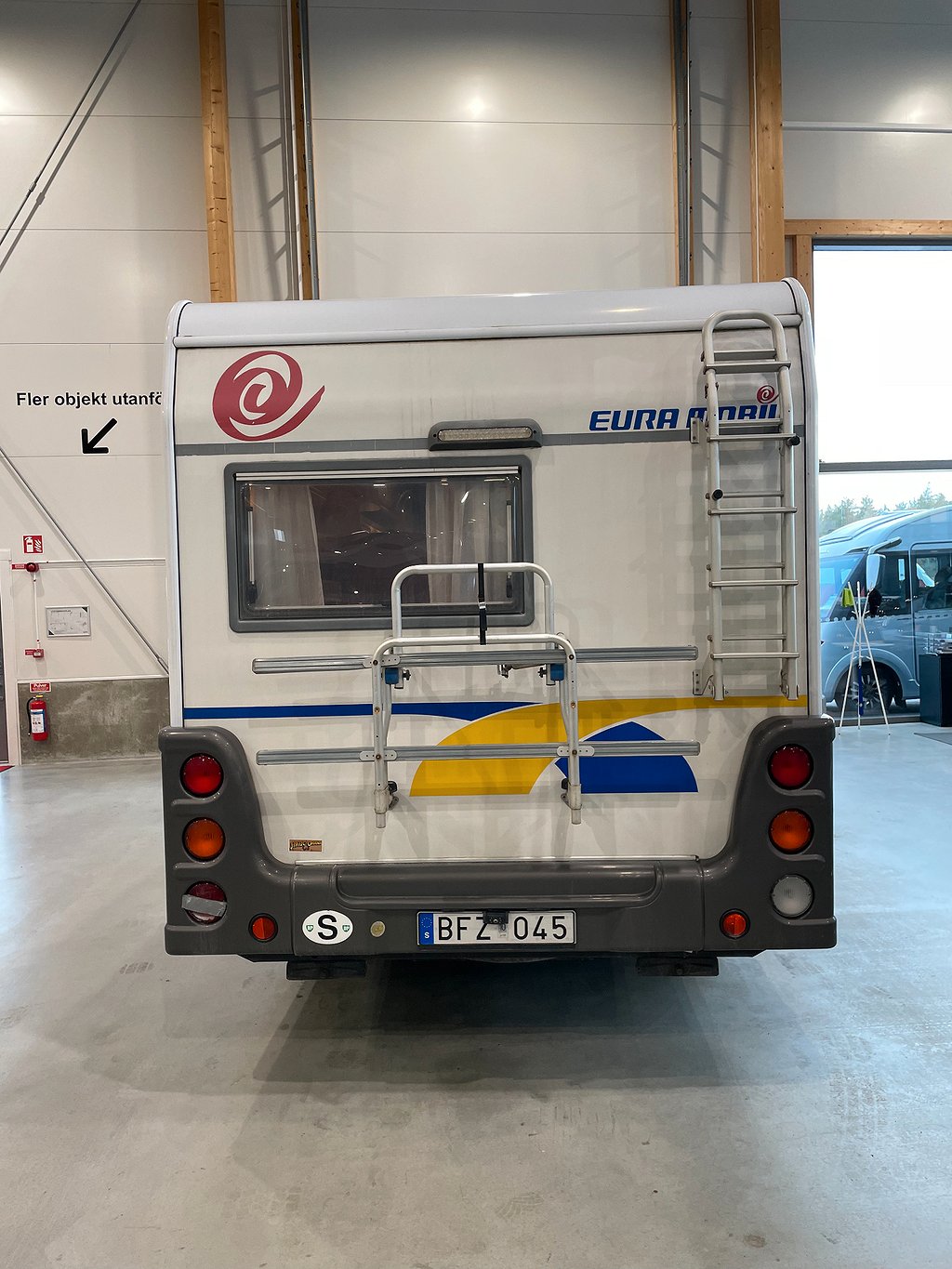 Eura Mobil 612 SB / B-körkort / 6 bältad / Under 6,5m - Eura Mobil
