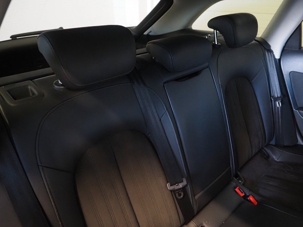 Audi A6 Avant 3.0 TDI V6 Quattro 218hk Drag D-Värm Halvskinn 2016