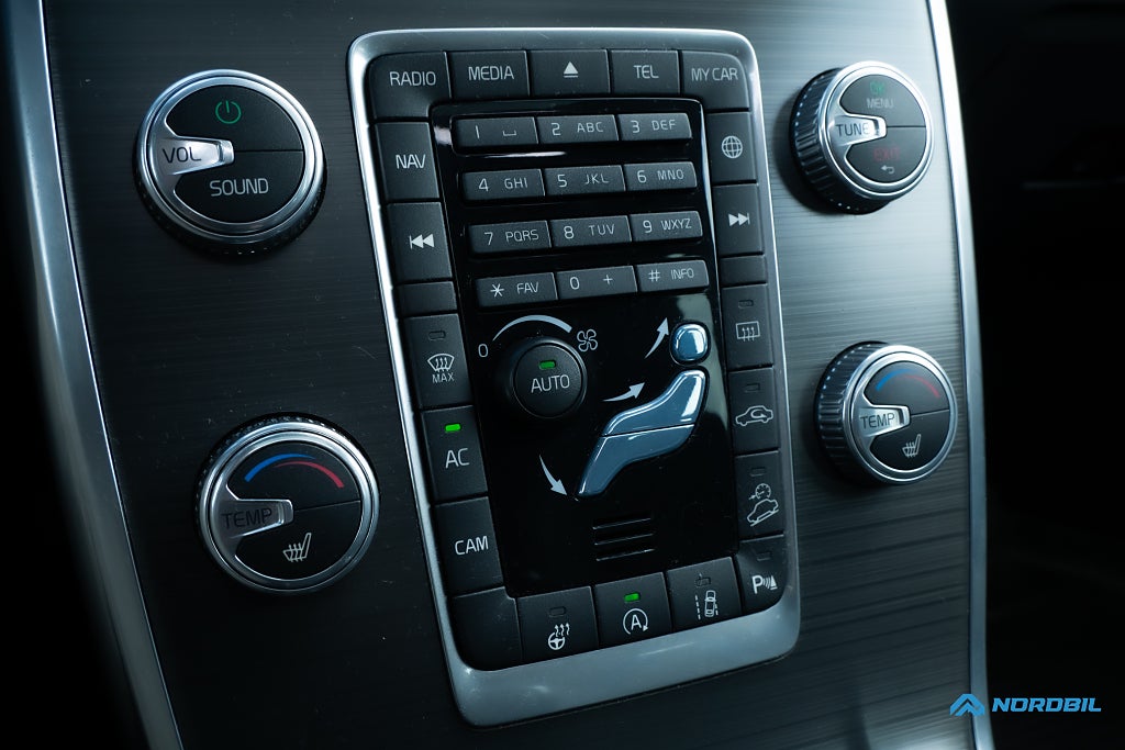 Volvo XC70