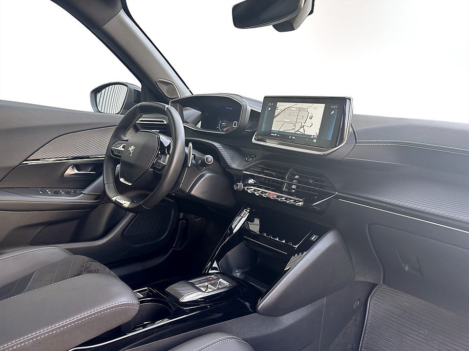 Bild på Peugeot 2008 GT Pack 1.2 PT 155hk Aut B-KAMERA NAVI