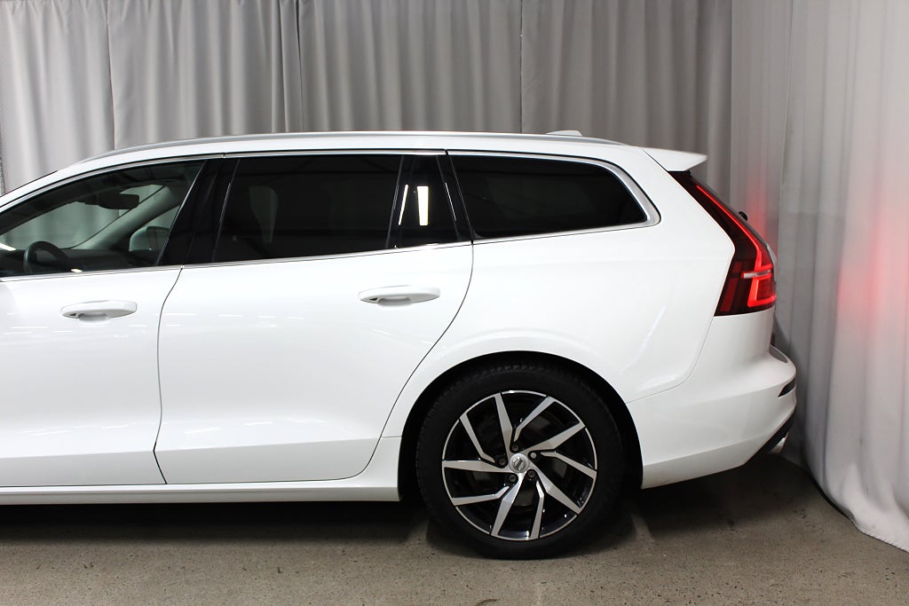 Volvo V60 T6 Twin Engine AWD 340HK, Drag, 360, HUD, Navi, S&V-hju