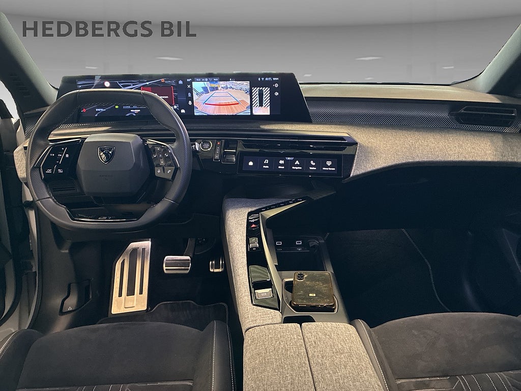 Peugeot 5008  GT HYBRID 145HK thumbnail
