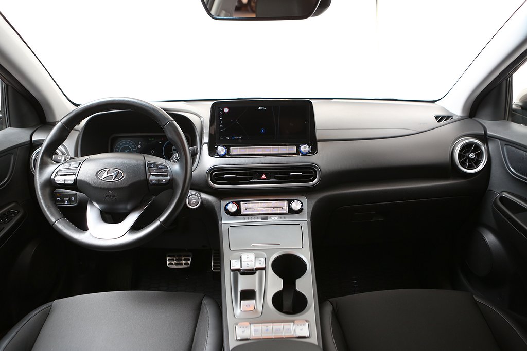 Hyundai Kona EV 100kW 39.2 kWh Essential Kamera Navi KRELL 2022