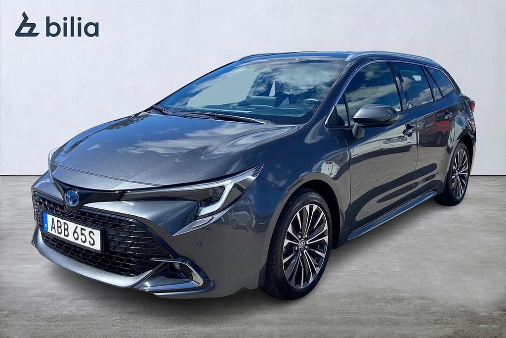 Toyota Corolla 1,8 Style Nybilsgaranti 2028