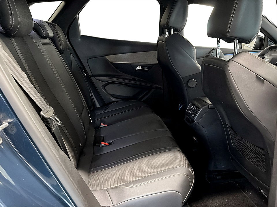 Bild på Peugeot 3008 GT 1.2 PT 130hk Aut EL-BAKLUCKA NAVI
