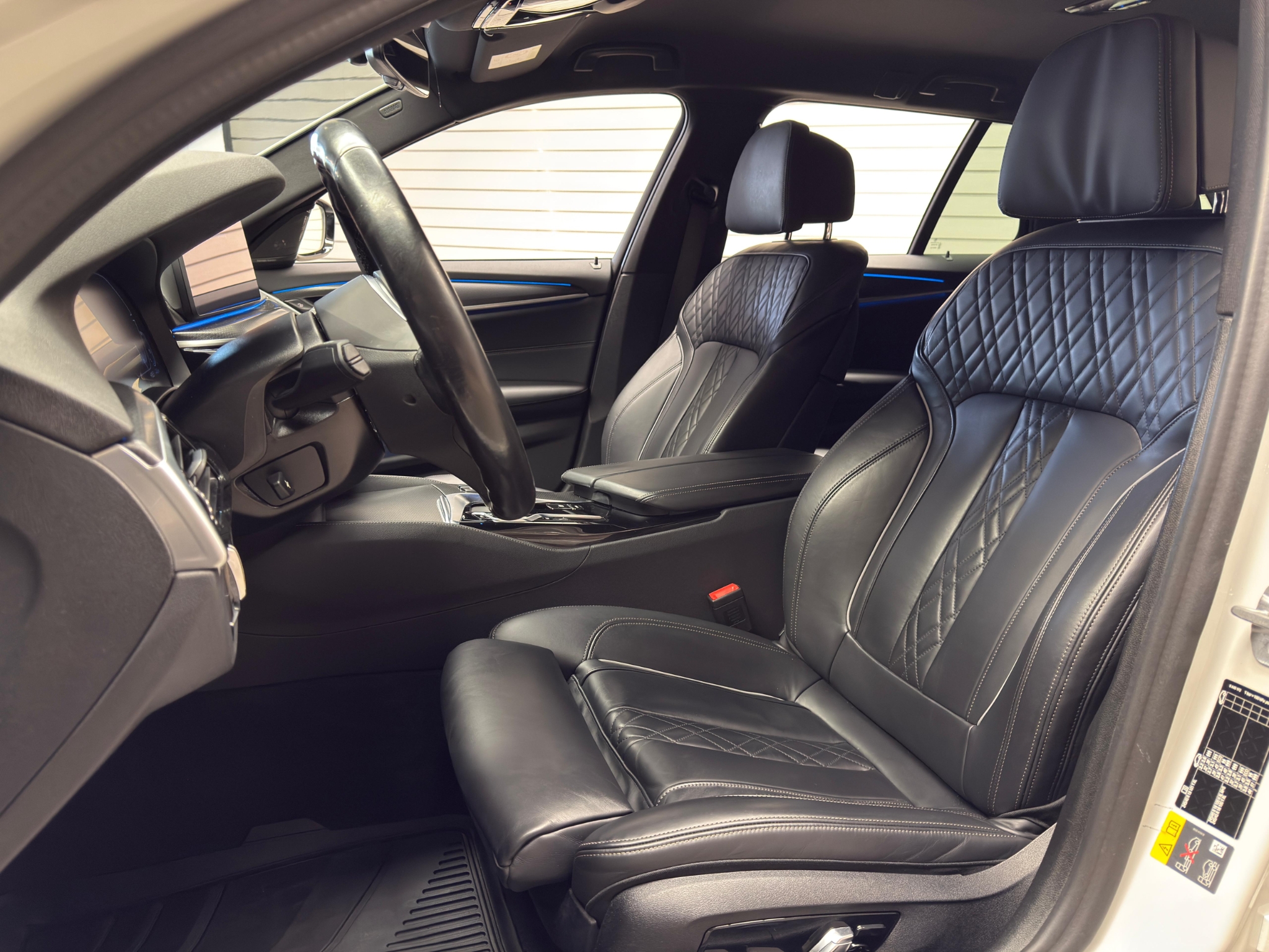 BMW 530e xDrive Touring 292hk M Sport|Drag|Komfortstolar 2023 - miniatyr 44