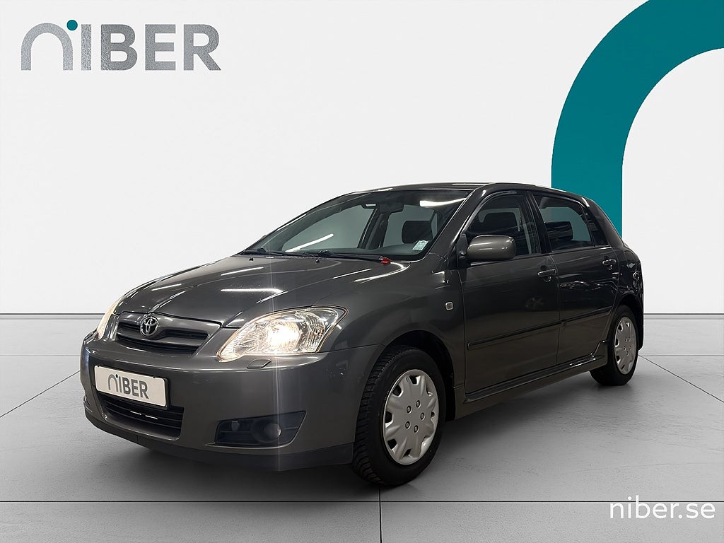 Toyota Corolla 5-dörrars 1.6, 3 brukare, AC, Värmare,