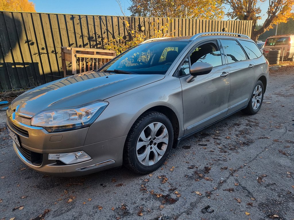 Citroën C5 Tourer 1.6 e-HDi Airdream EGS Euro 5 Ny besiktigad