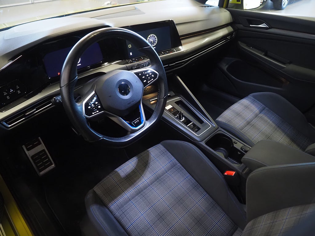 Volkswagen Golf GTE 1,4 TSI 245hk Plug-In Hybrid P-Värmare 2021