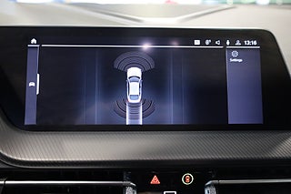 Sedan BMW 218 19 av 27