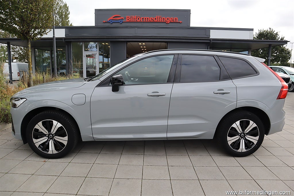 Volvo XC60 T6 2.0 Recharge AWD 350hk Aut Plus Dark edition 1 ägare Panorama
