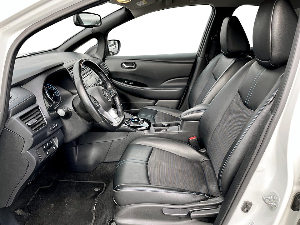 Bild på Nissan Leaf Tekna 40kWh 150hk Aut B-KAMERA P-SENSORER