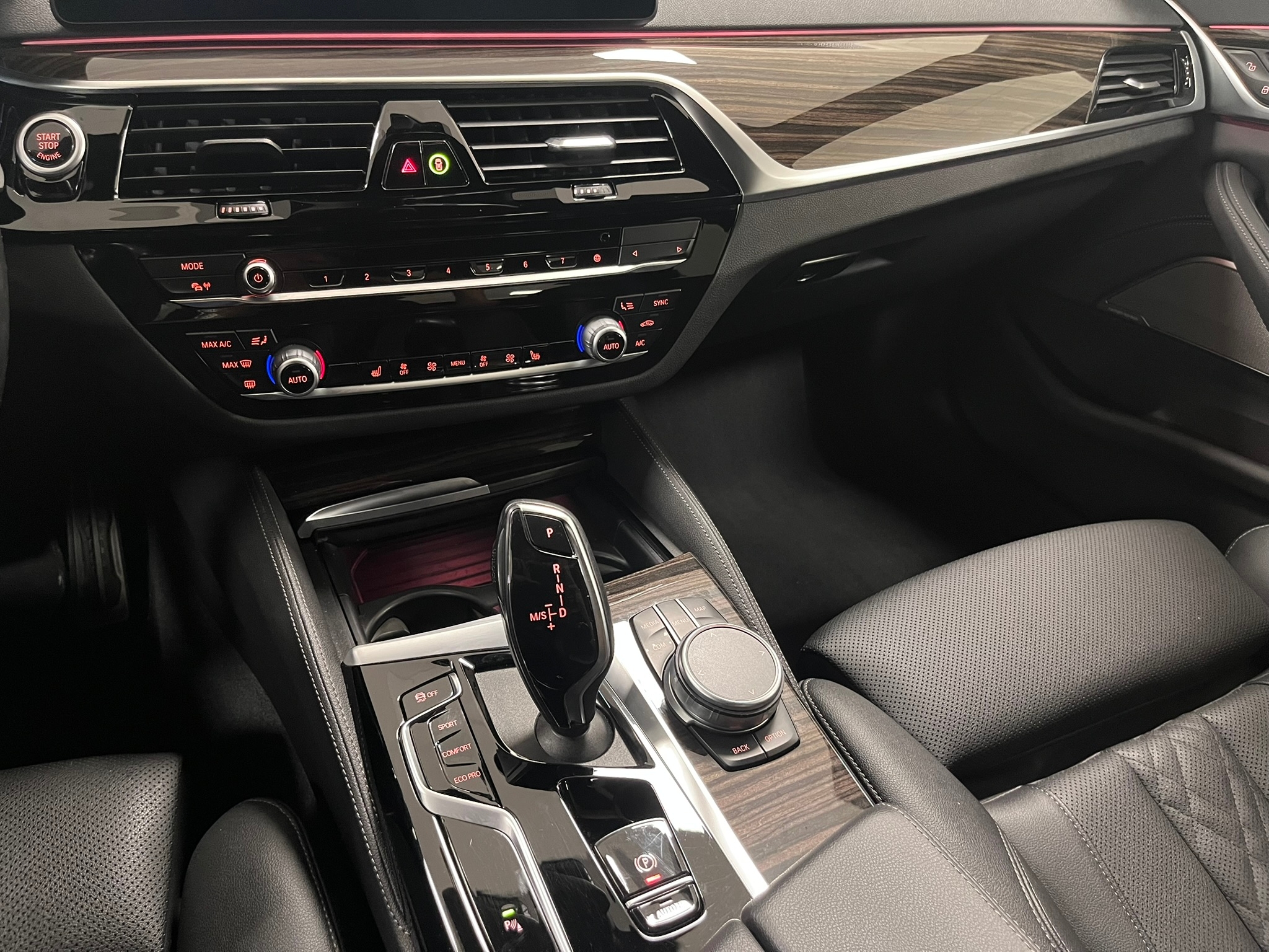 BMW 520 d Sedan M-Sport 2022, bild 5/51