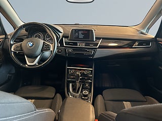 BMW 220D xDrive Active Tourer MoK/Psens/Drag – bild 8