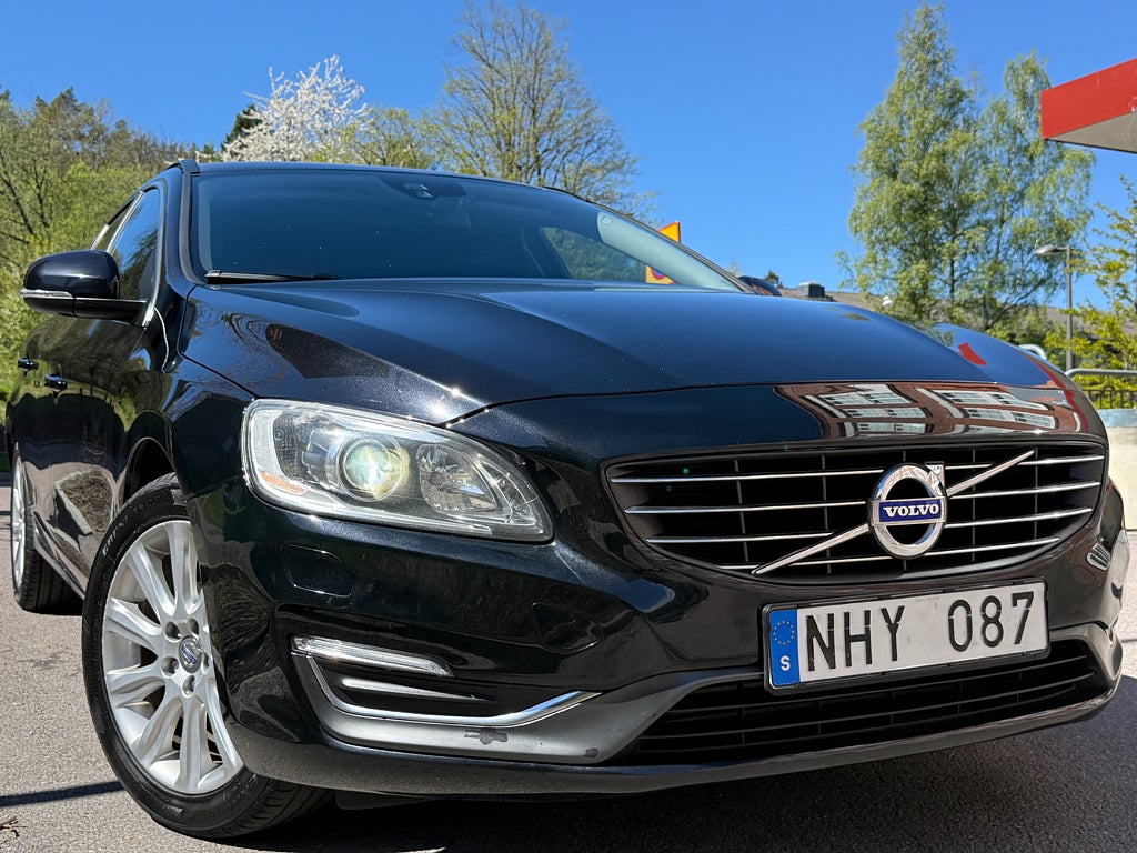 Volvo V60 D3 136HK Drag Värmare Bi-Xenon Nybesiktigad 
