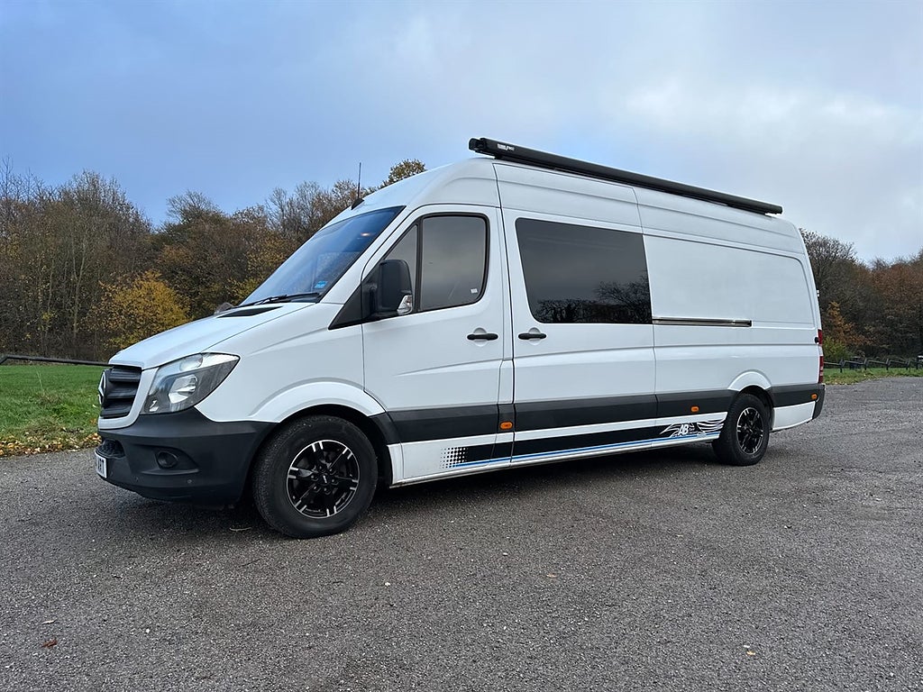 Mercedes-Benz Sprinter 319 V6 - Sälj din crossbuss till oss