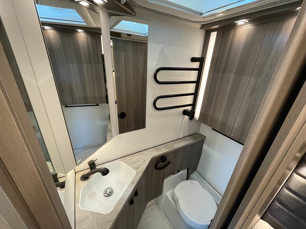 Kabe Estate 470 XL / ALDE / Resevagn / Året runt standard /  - Kabe