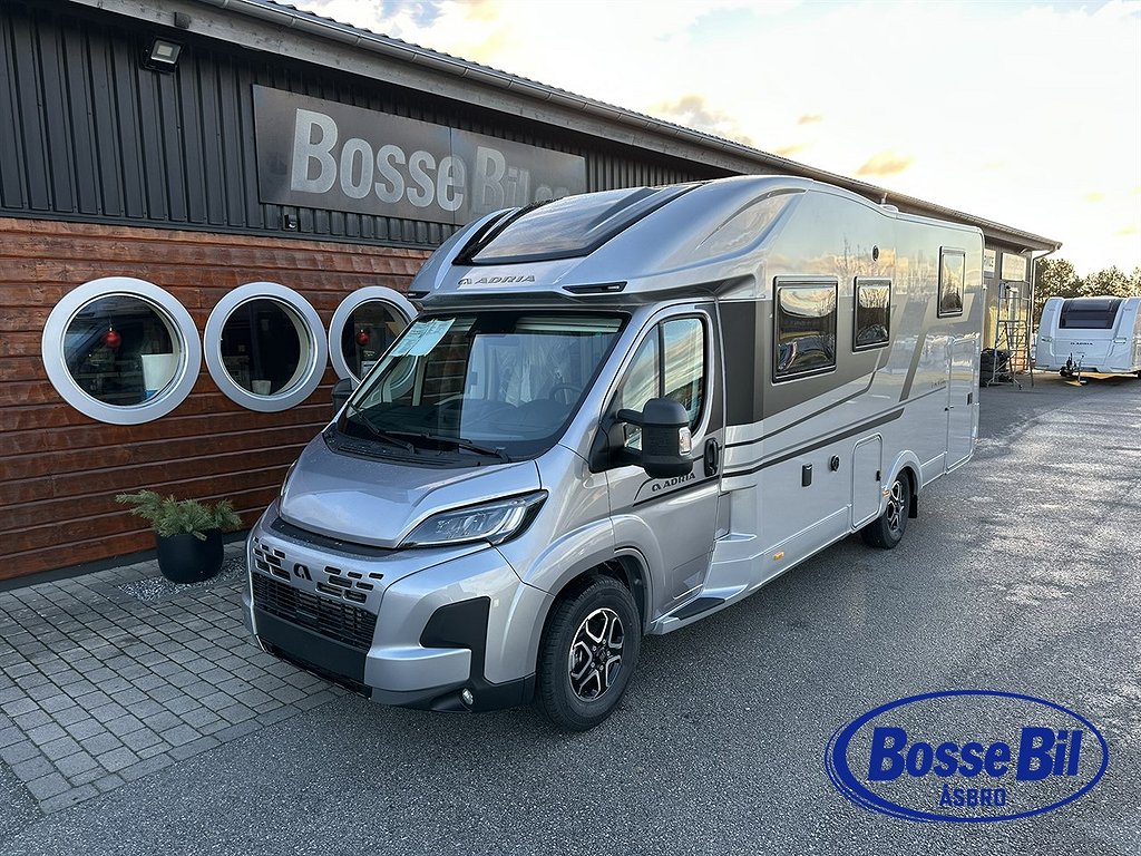 Adria Coral 670 SL Supreme * Topputr * 180 * Långbädd *