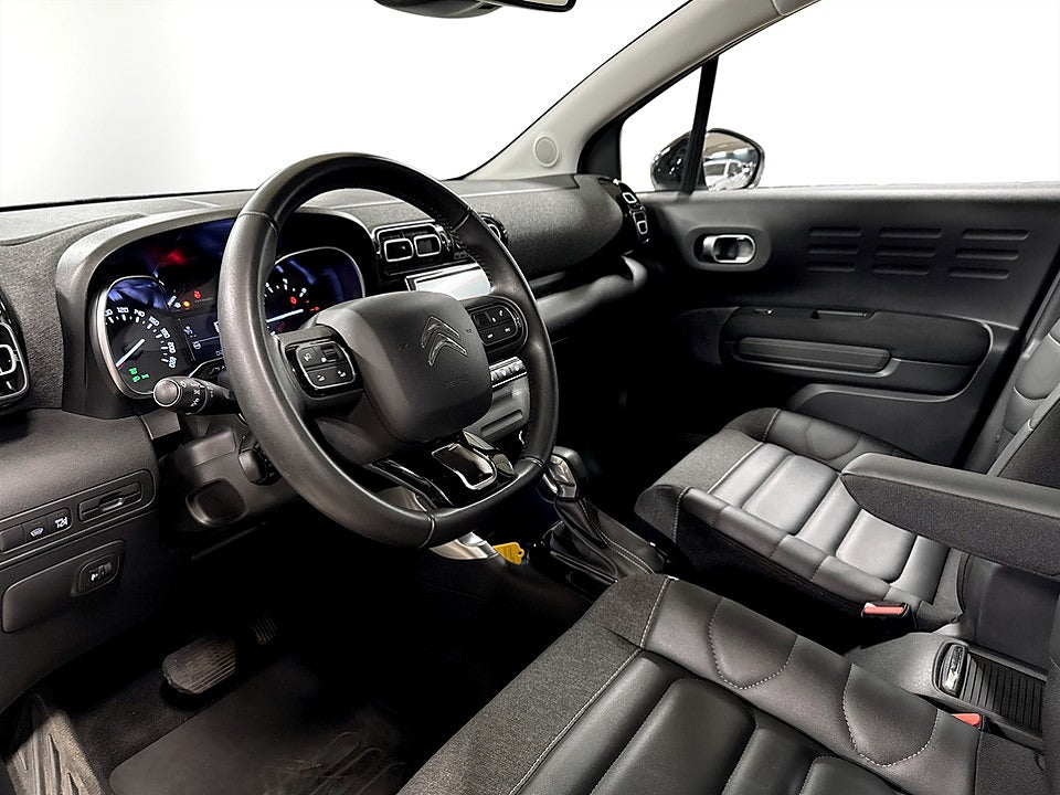 Bild på Citroën C3 Aircross Shine 1.2 PT Aut P-SENSORER NAVI