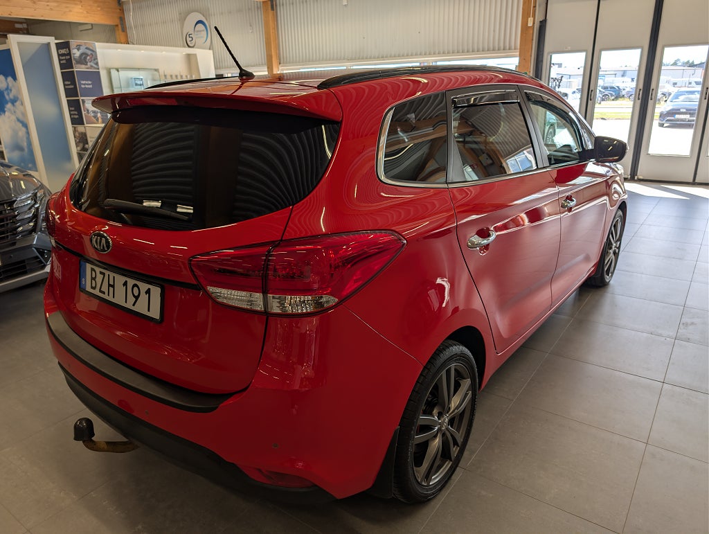 Kia Carens 1.7 CRDi GLS Drag/7-sits/M-värm/V-hjul thumbnail