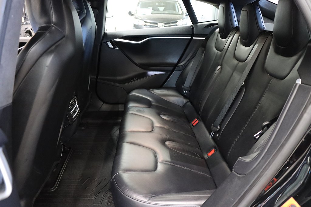 Tesla Model S 85, 378hk, 2015
