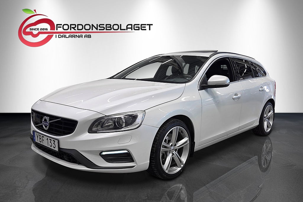 Volvo V60 D4 AWD R-Design Taklucka Drag VOC Värm Kamera Nybes GPS