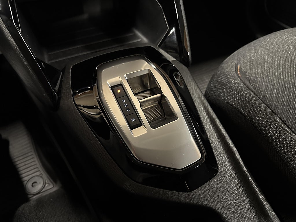 Peugeot 208 HYBRID 100 e-DSC Automat – bild 13