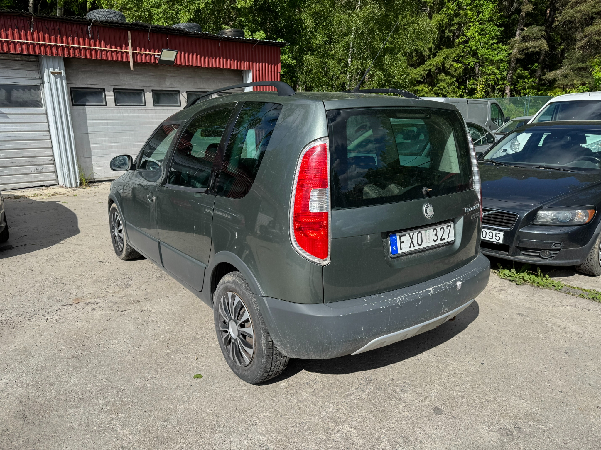 Skoda Roomster Scout 1.6 MPI Euro 4 2008, bild 3/36