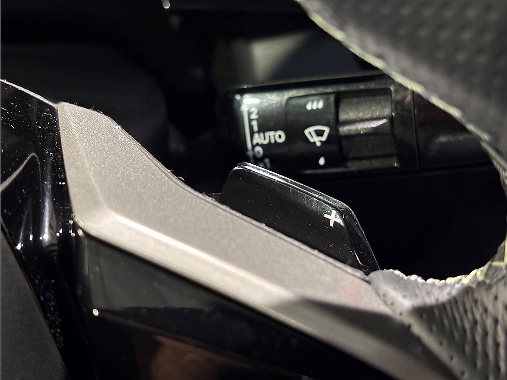 Bild på Peugeot 3008 GT Hybrid 145hk Aut - B-KAMERA,CARPLAY,NAV