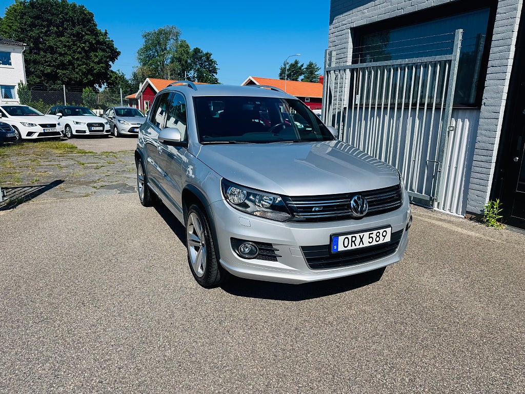 Volkswagen Tiguan 1.4 TSI 160HK 4MOTION R-LINE / 1 ÄGARE / 9600Mil