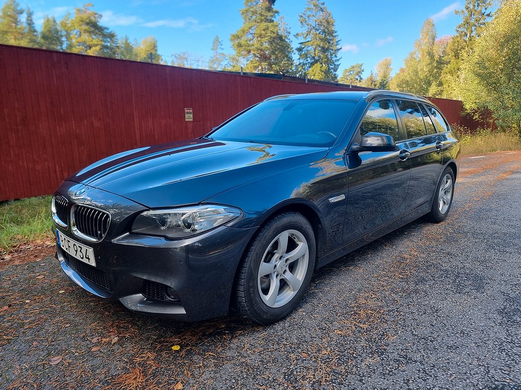 BMW 520 d Touring Steptronic Euro 6 /190hk / D-Värm / SKINN 