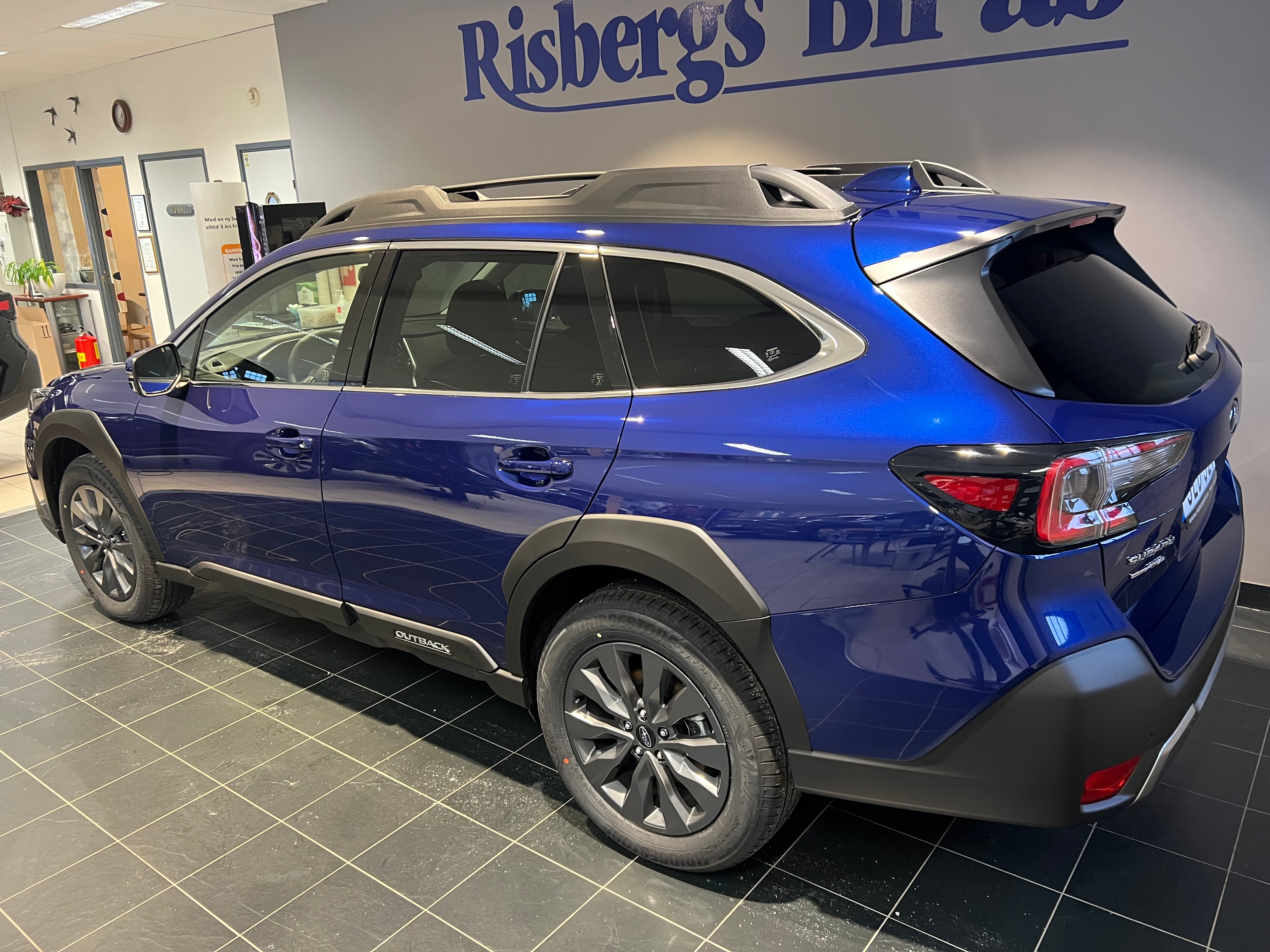 Subaru Outback 2025, photo 4/39