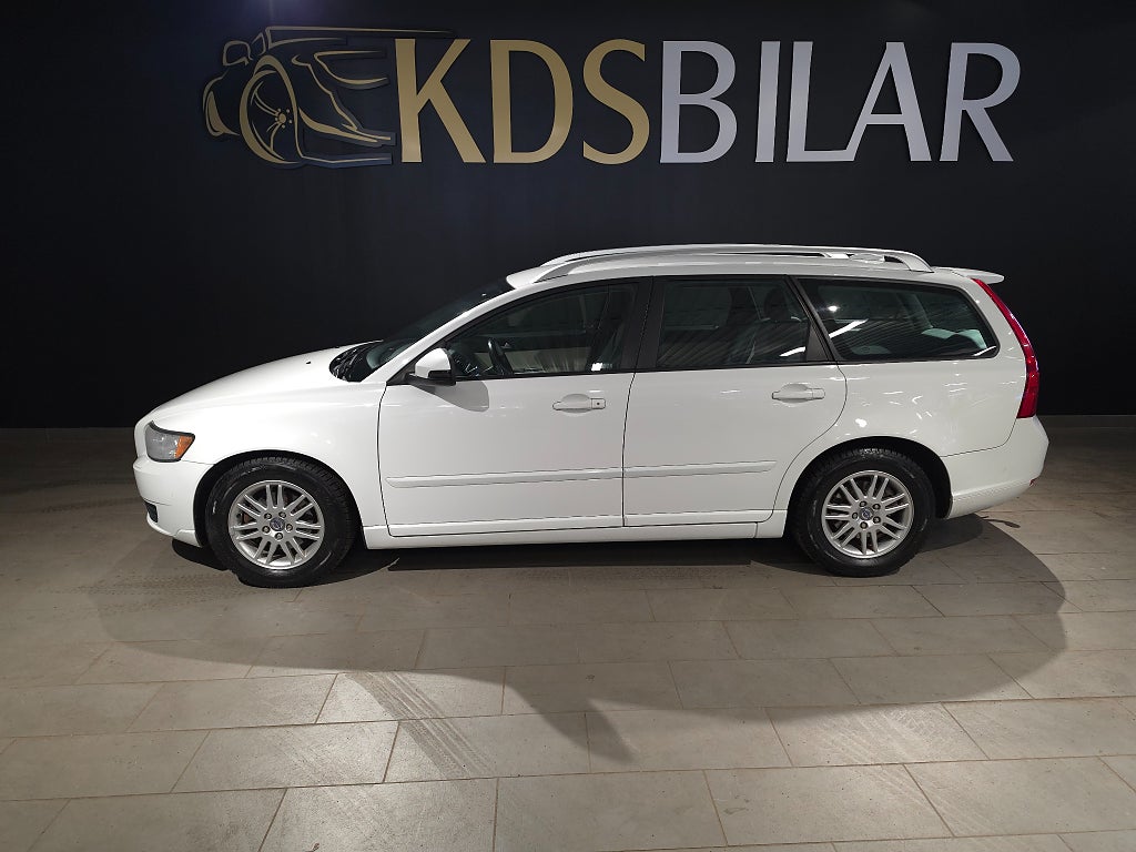 Volvo V50 D2 Momentum Euro 5 115hk | Drag | Värmare