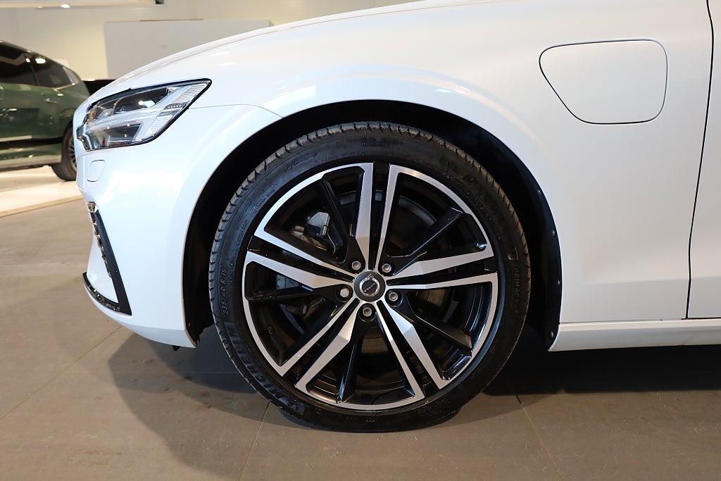 Volvo V60 Recharge T8 AWD Geartronic R-Design Kamera Leasbar 2021