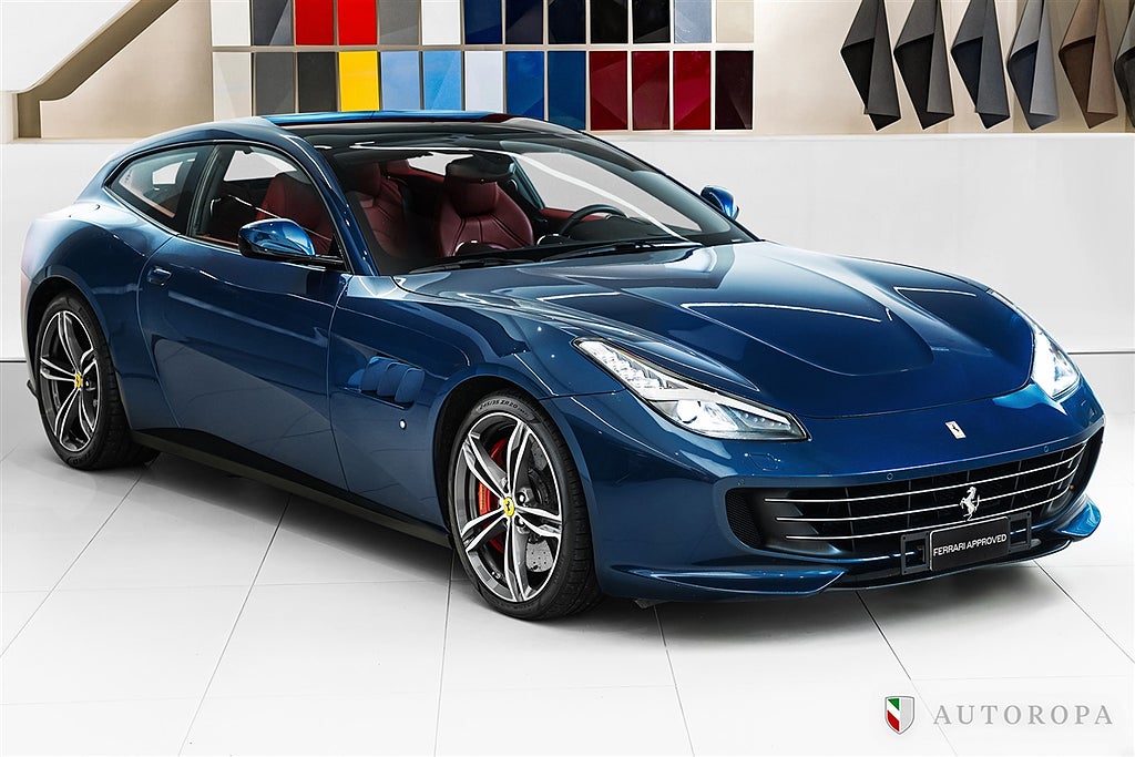 Ferrari Lusso V12