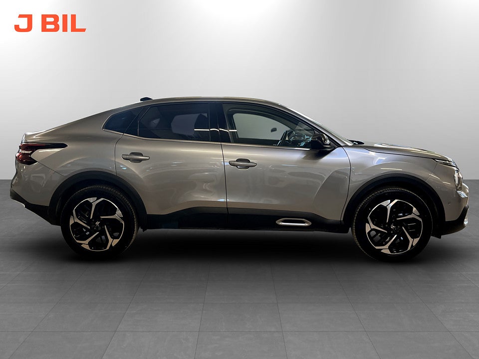 Bild på Citroën C4-X Shine 1.2 PT 130hk Aut B-KAMERA RATTVÄRME