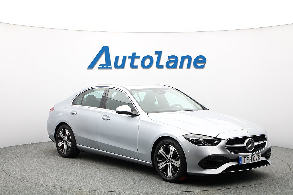 Mercedes-Benz C 200 Sedan, Värmare, GPS, Kamera, Dragkrok 204hk