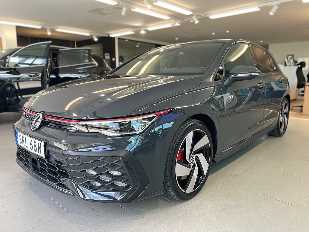 Volkswagen Golf Nya GTI 265 hk DSG OMG LEV  *3 595kr/mån*