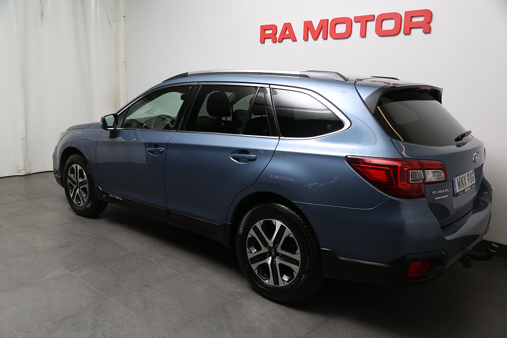 Subaru Outback 2,5i 175hk Ridge AWD Aut Skinn Motorv Drag Bränslev 2019