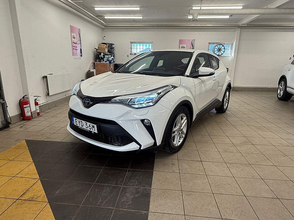 Toyota C-HR HYBRID CVT ACTIVE EU6 AUT B-KAMERA VÄRMARE V-HJUL MOMS