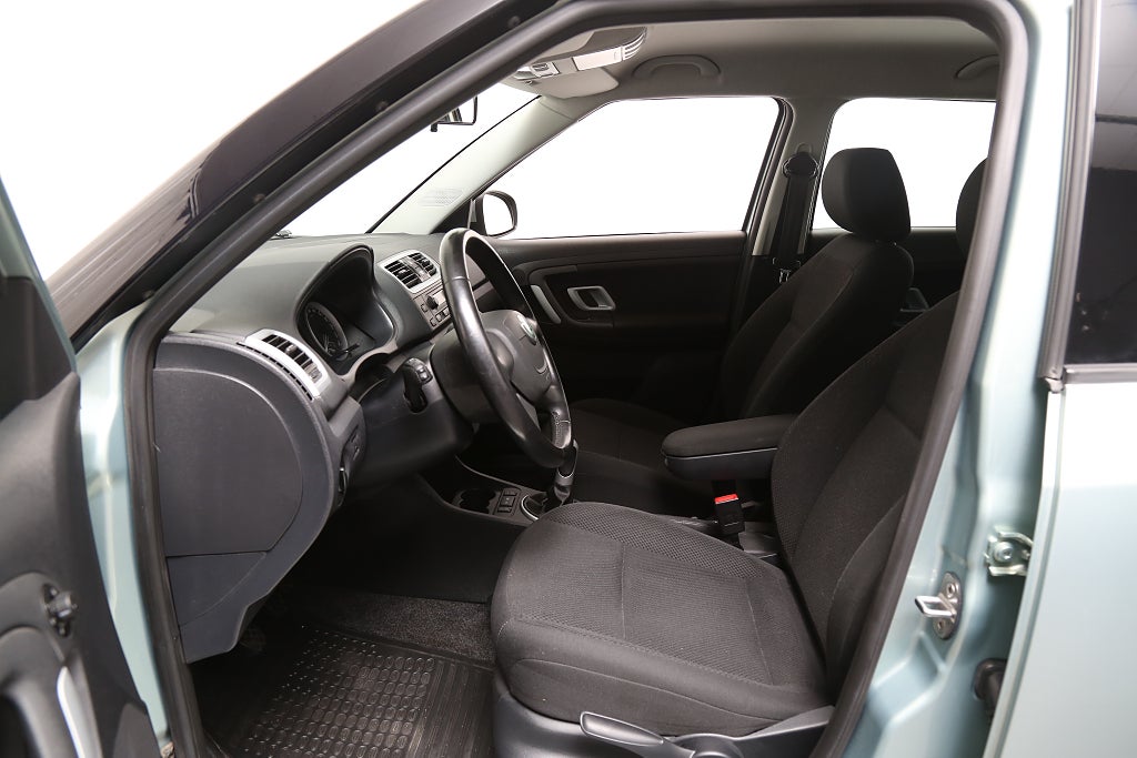 Skoda Fabia 1,2 69hk Kombi l 5812mil l Nybesikt l 1ägare 2010