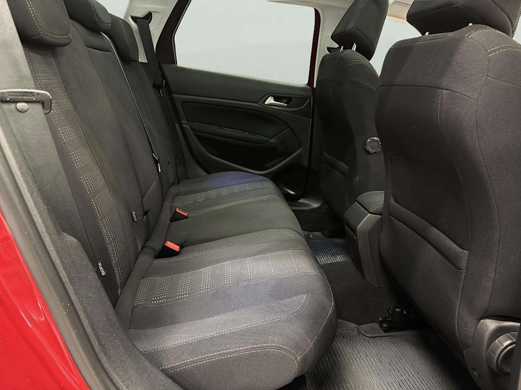 Peugeot 308 SW 1.2 Allure  Automat Panorama Navi S&V-hjul HELGKAMPANJ! - miniatyr 15