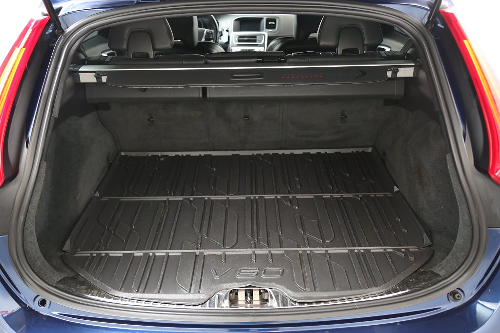 Volvo V60 D4 AWD 181hk Ocean Race Business Edition Aut Drag 2015