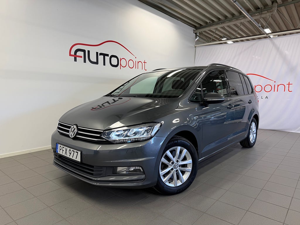 Volkswagen Touran 1.6 TDI DSG 116hk|Drag|M-värmare|Lågmil|Vinterhjul