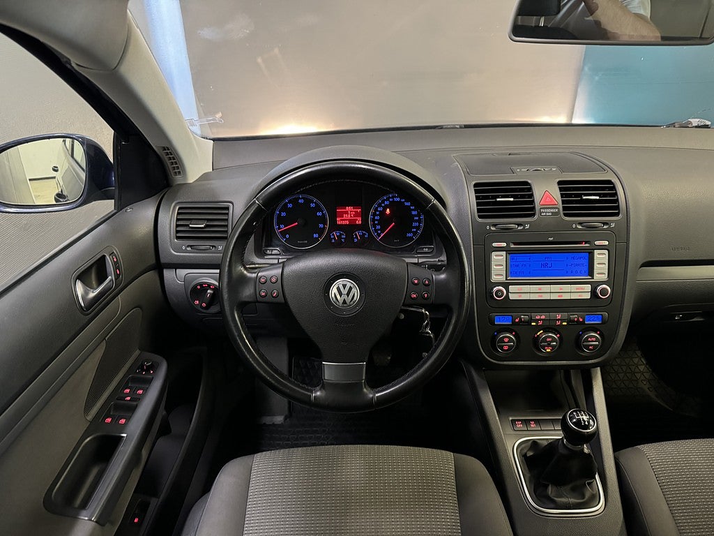 Volkswagen Jetta 1.6 Multifuel Trendline | DRAG | P-SENSOR | S+V | NYBES