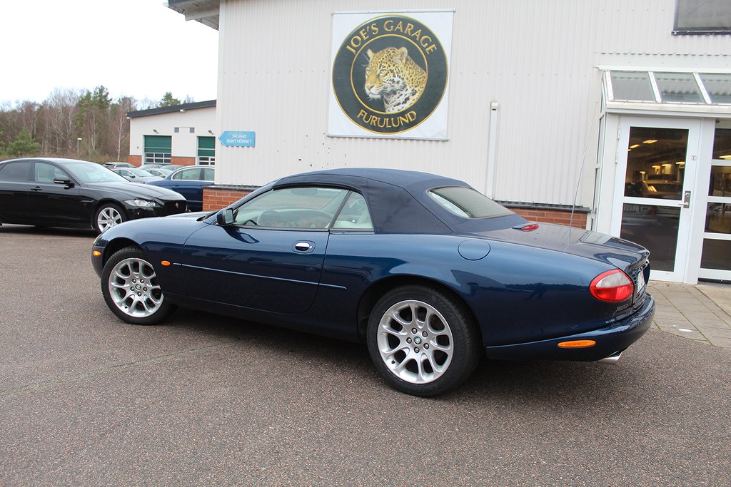 Jaguar XK 8 Convertible 4.0 V8, extremt påkostad, fin bil!