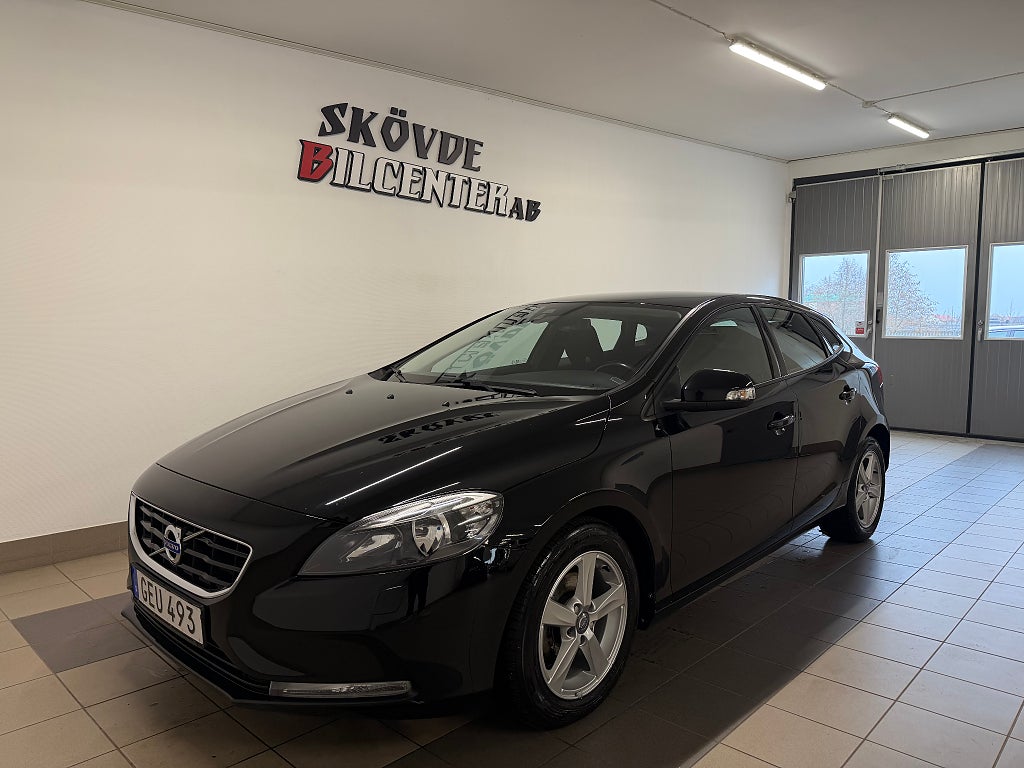 Volvo V40 2015 - miniatyr 2