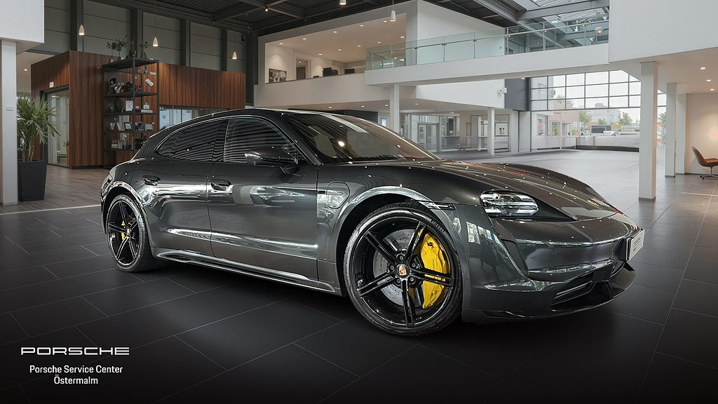 Porsche Taycan Turbo S Sport Turismo