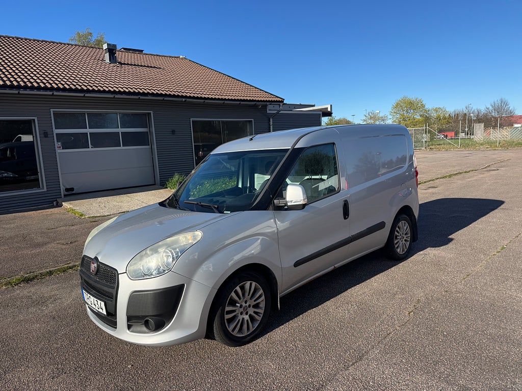 Fiat Doblò 1.3 Multijet drag långa skåp 