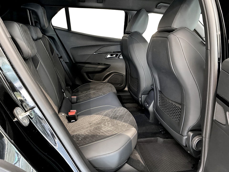 Bild på Peugeot 2008 GT 1.2 PT 130hk Aut B-KAMERA CARPLAY ELSTOL